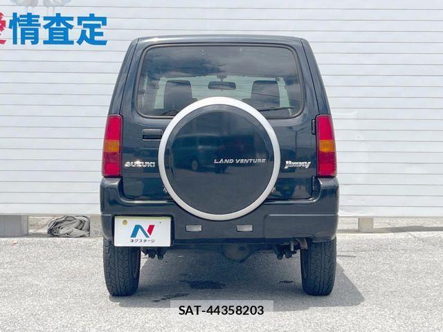 Suzuki JIMNY 2017-12 8336343-15