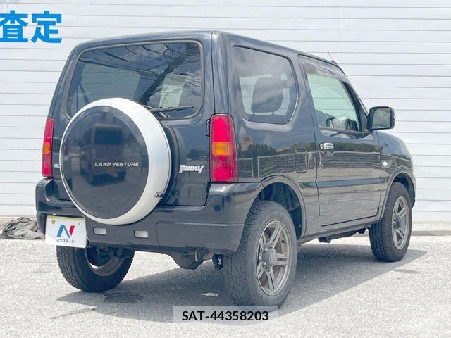 Suzuki JIMNY 2017-12 8336343-17