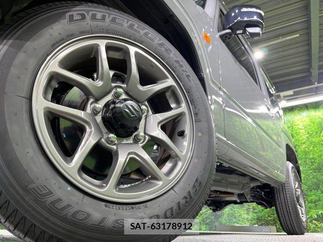 Suzuki JIMNY 2025-11 8336319-12