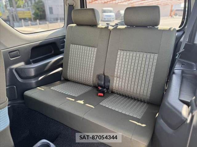 Suzuki JIMNY 2006-01 8336346-17