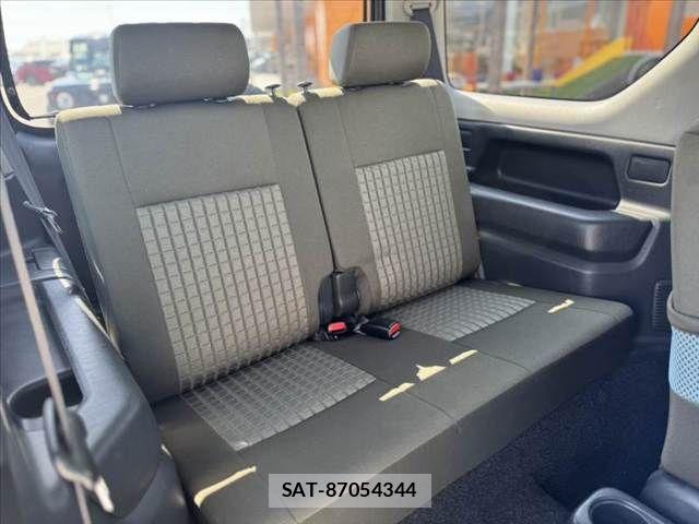Suzuki JIMNY 2006-01 8336346-18