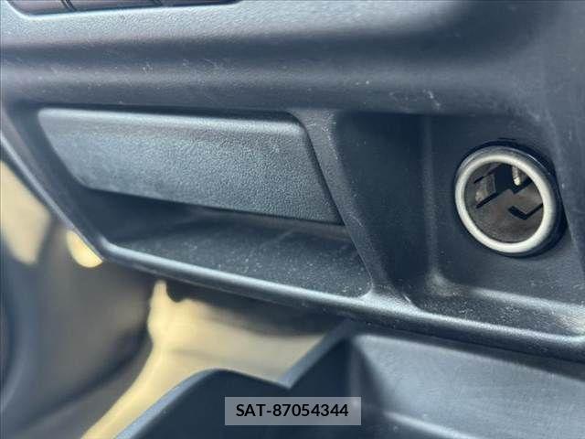 Suzuki JIMNY 2006-01 8336346-24