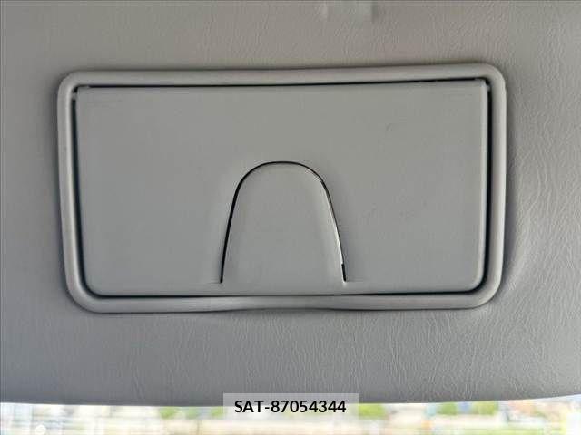 Suzuki JIMNY 2006-01 8336346-25