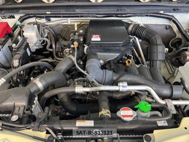 Suzuki JIMNY 2023-10 8336336-17