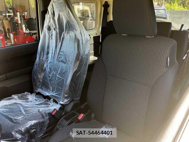 Suzuki JIMNY 2026-07 8354746-5