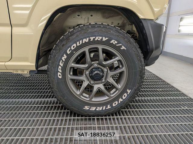 Suzuki JIMNY 2023-07 8354749-5
