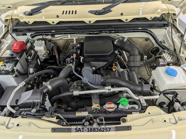 Suzuki JIMNY 2023-07 8354749-6