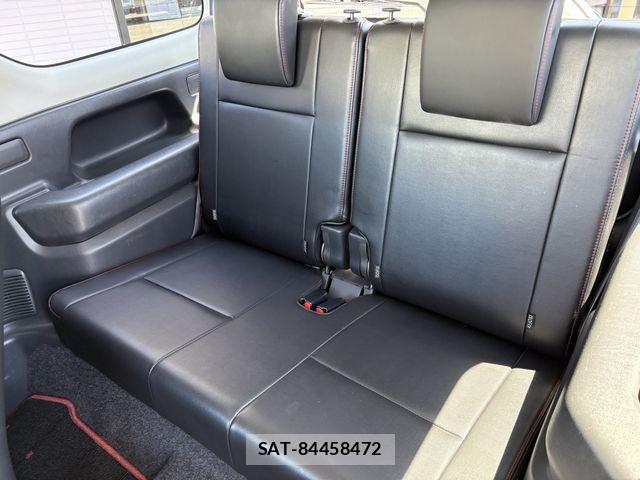 Suzuki JIMNY 2013-01 8354757-25