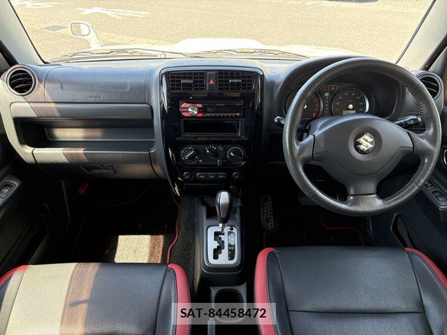Suzuki JIMNY 2013-01 8354757-2