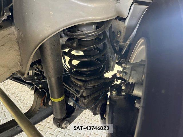 Suzuki JIMNY 2025-05 8354754-18