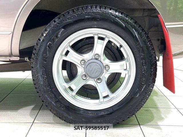 Suzuki JIMNY 2013-03 8354756-12