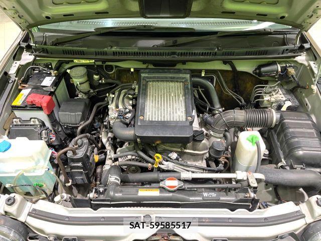 Suzuki JIMNY 2013-03 8354756-17