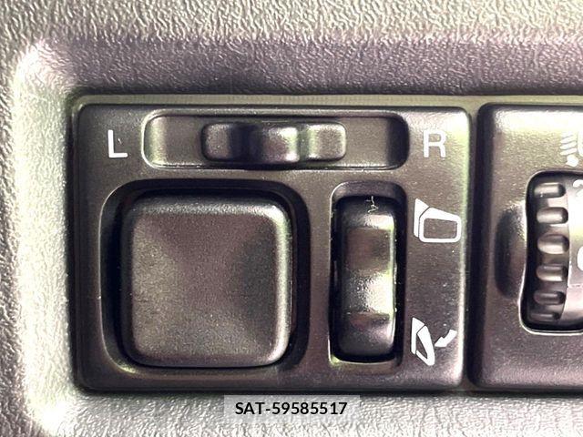 Suzuki JIMNY 2013-03 8354756-6
