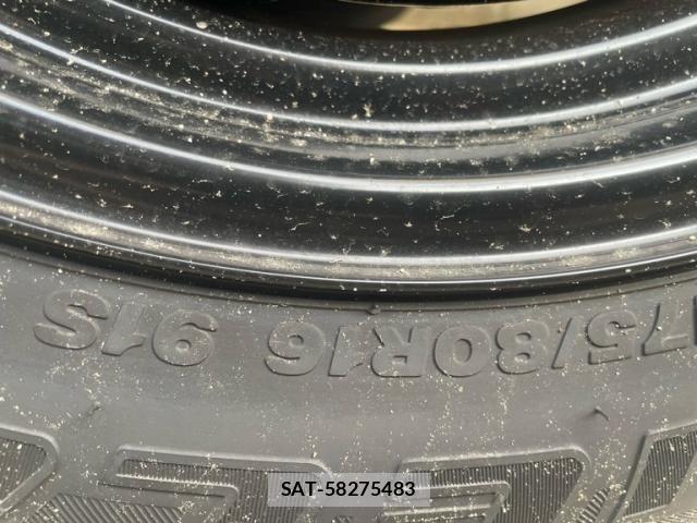 Suzuki JIMNY 2025-04 8366457-12