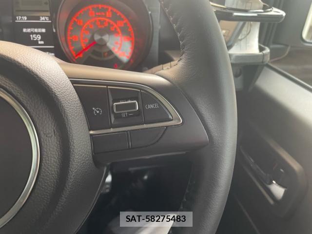 Suzuki JIMNY 2025-04 8366457-15