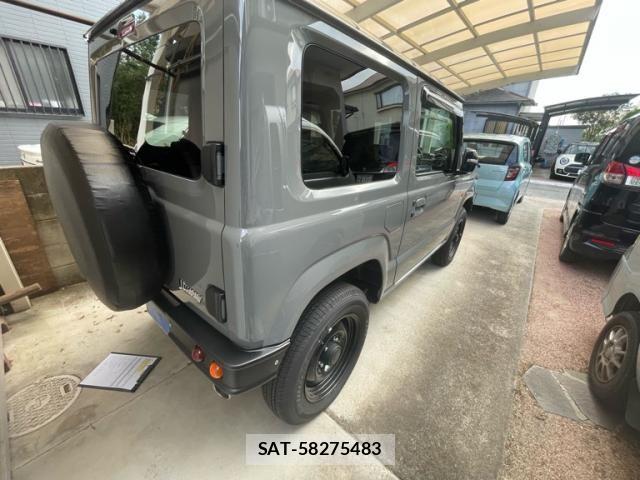 Suzuki JIMNY 2025-04 8366457-5