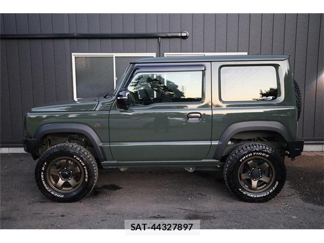Suzuki JIMNY 2025-01 8366456-6