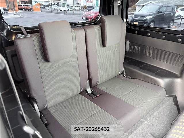 Suzuki JIMNY 2018-11 8366474-17
