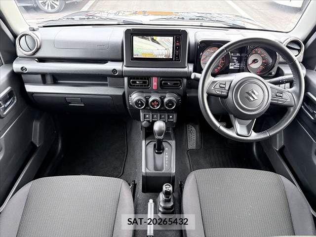 Suzuki JIMNY 2018-11 8366474-1
