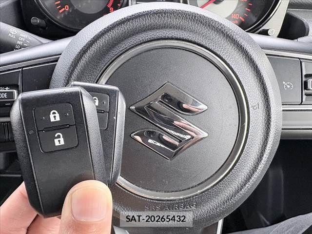 Suzuki JIMNY 2018-11 8366474-6