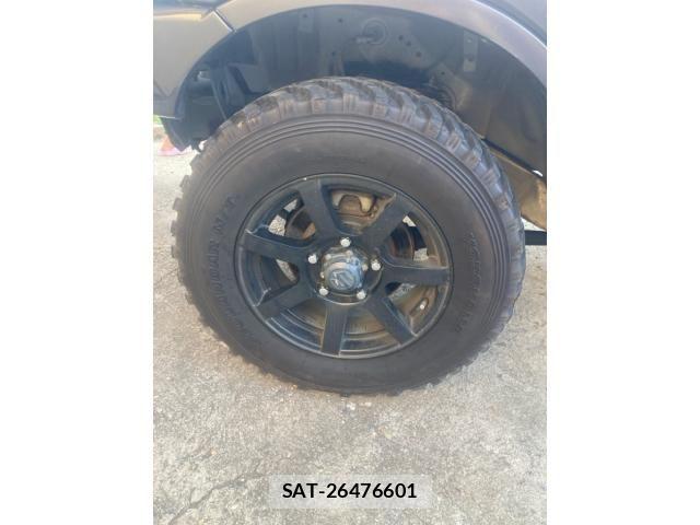 Suzuki JIMNY 2014-06 8366486-4