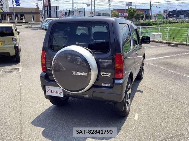 Suzuki JIMNY 2010-11 8366489-5