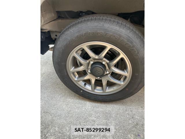 Suzuki JIMNY 2022-11 8366460-7