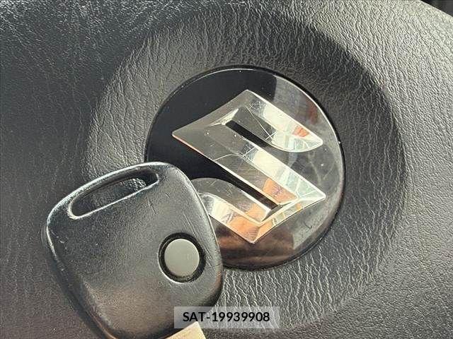 Suzuki JIMNY 2013-09 8366488-20