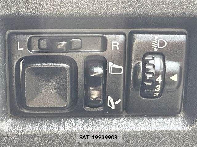 Suzuki JIMNY 2013-09 8366488-21