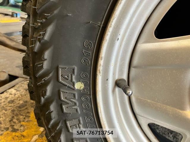 Suzuki JIMNY 1999-06 8366497-10