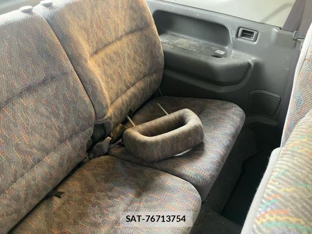 Suzuki JIMNY 1999-06 8366497-13