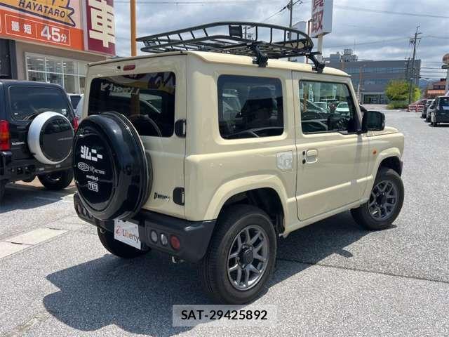 Suzuki JIMNY 2023-08 8366461-10