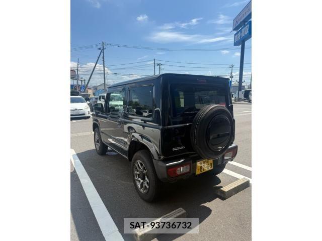 Suzuki JIMNY 2024-09 8366454-5