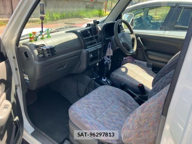 Suzuki JIMNY 2000-01 8366496-10