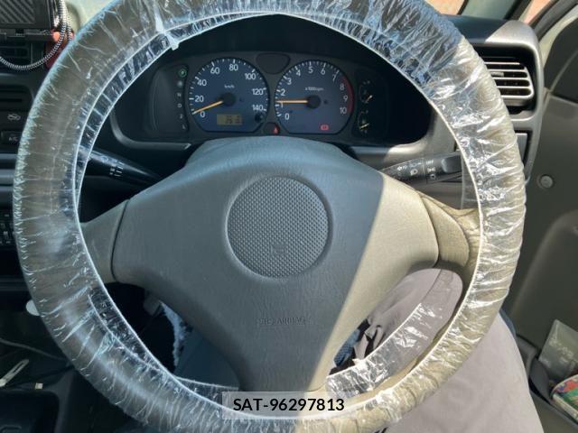 Suzuki JIMNY 2000-01 8366496-12