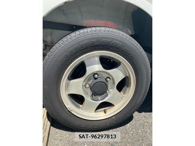 Suzuki JIMNY 2000-01 8366496-4