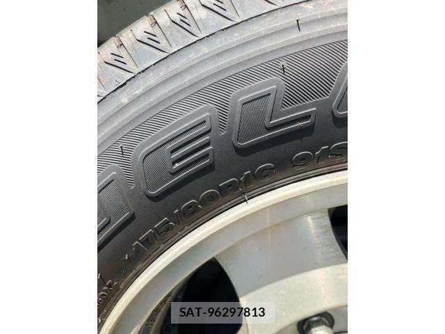 Suzuki JIMNY 2000-01 8366496-5