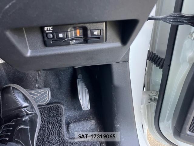 Suzuki JIMNY 2022-04 8366458-12