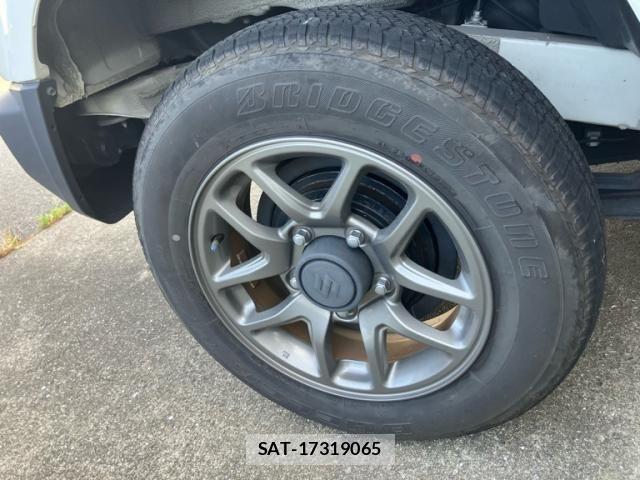 Suzuki JIMNY 2022-04 8366458-5