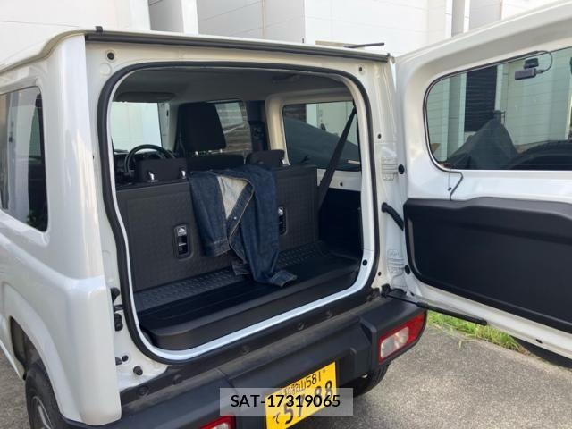 Suzuki JIMNY 2022-04 8366458-7