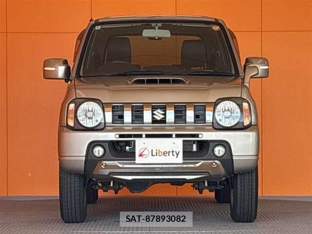 Suzuki JIMNY 2018-02 8366471-9