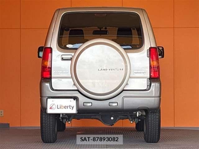 Suzuki JIMNY 2018-02 8366471-13