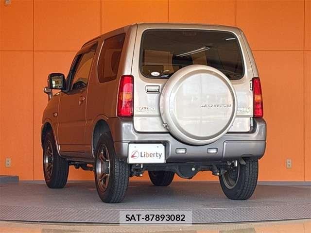 Suzuki JIMNY 2018-02 8366471-14