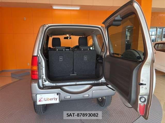 Suzuki JIMNY 2018-02 8366471-15