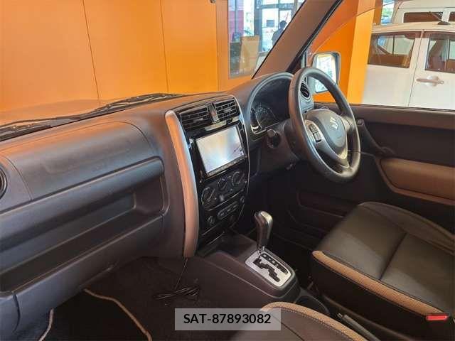 Suzuki JIMNY 2018-02 8366471-19