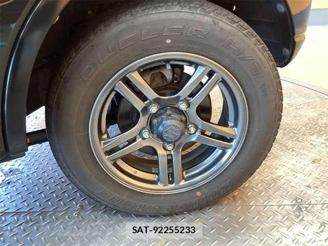 Suzuki JIMNY 2017-02 8366479-11