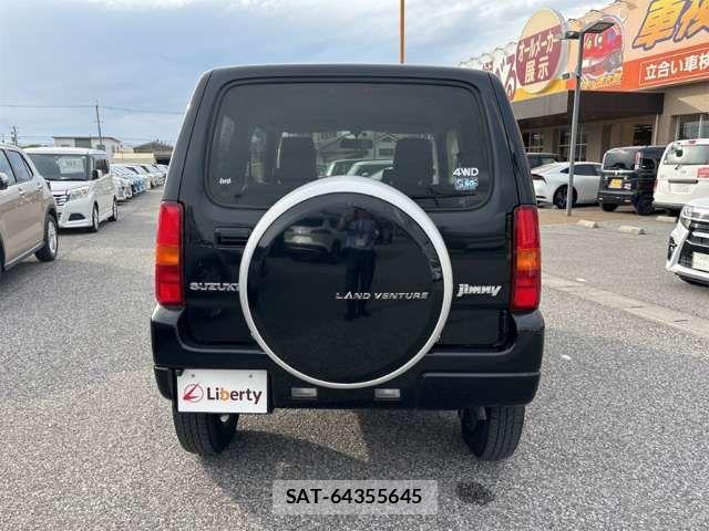 Suzuki JIMNY 2017-03 8366481-9