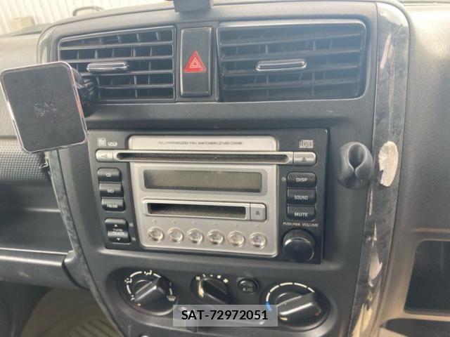 Suzuki JIMNY 2005-07 8366495-18