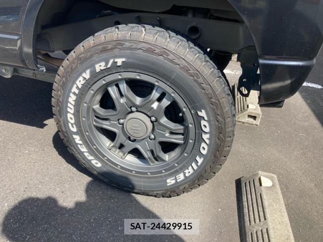 Suzuki JIMNY 2017-12 8366483-17