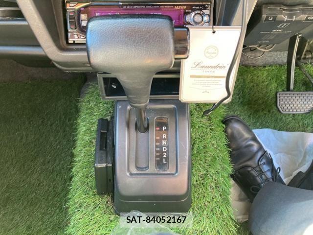 Suzuki JIMNY 1997-04 8366493-25